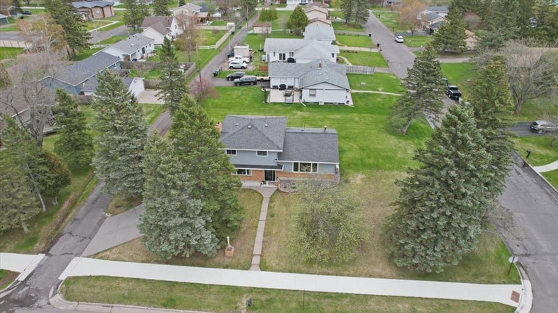 2240 Catlin Ave, Superior, WI 54880