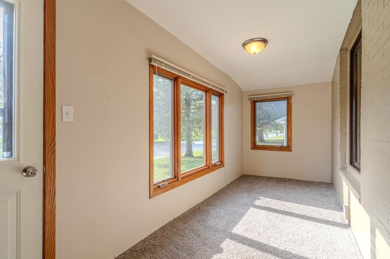 629 Barrette St, Crookston, MN 56716