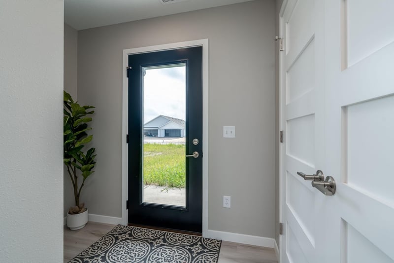 3205 Scotch Ln, Mankato, MN 56001