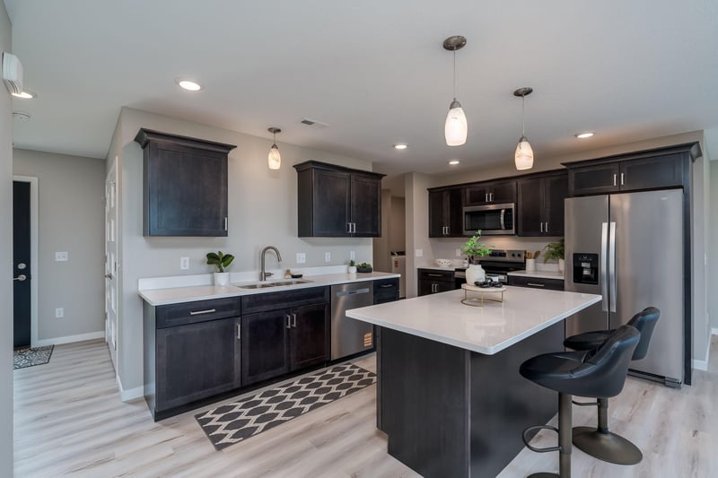3205 Scotch Ln, Mankato, MN 56001
