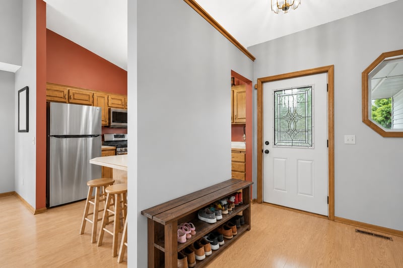 7208 90th Trl N, Brooklyn Park, MN 55445