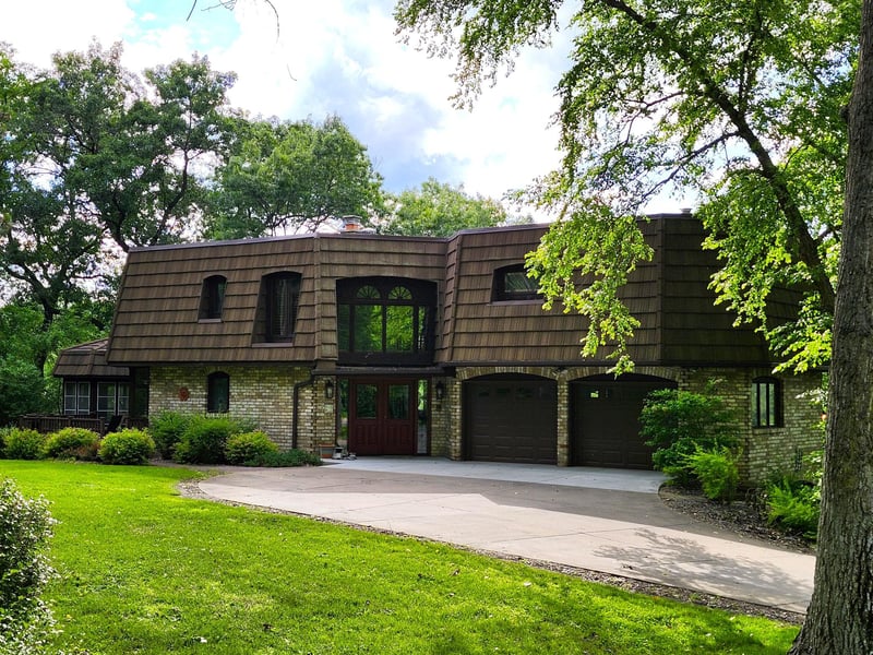 8 Chickadee Ln, North Oaks, MN 55127