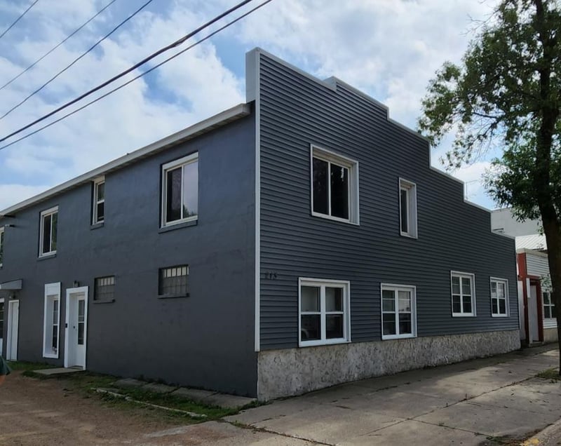 213 Main St E, Young America, MN 55397