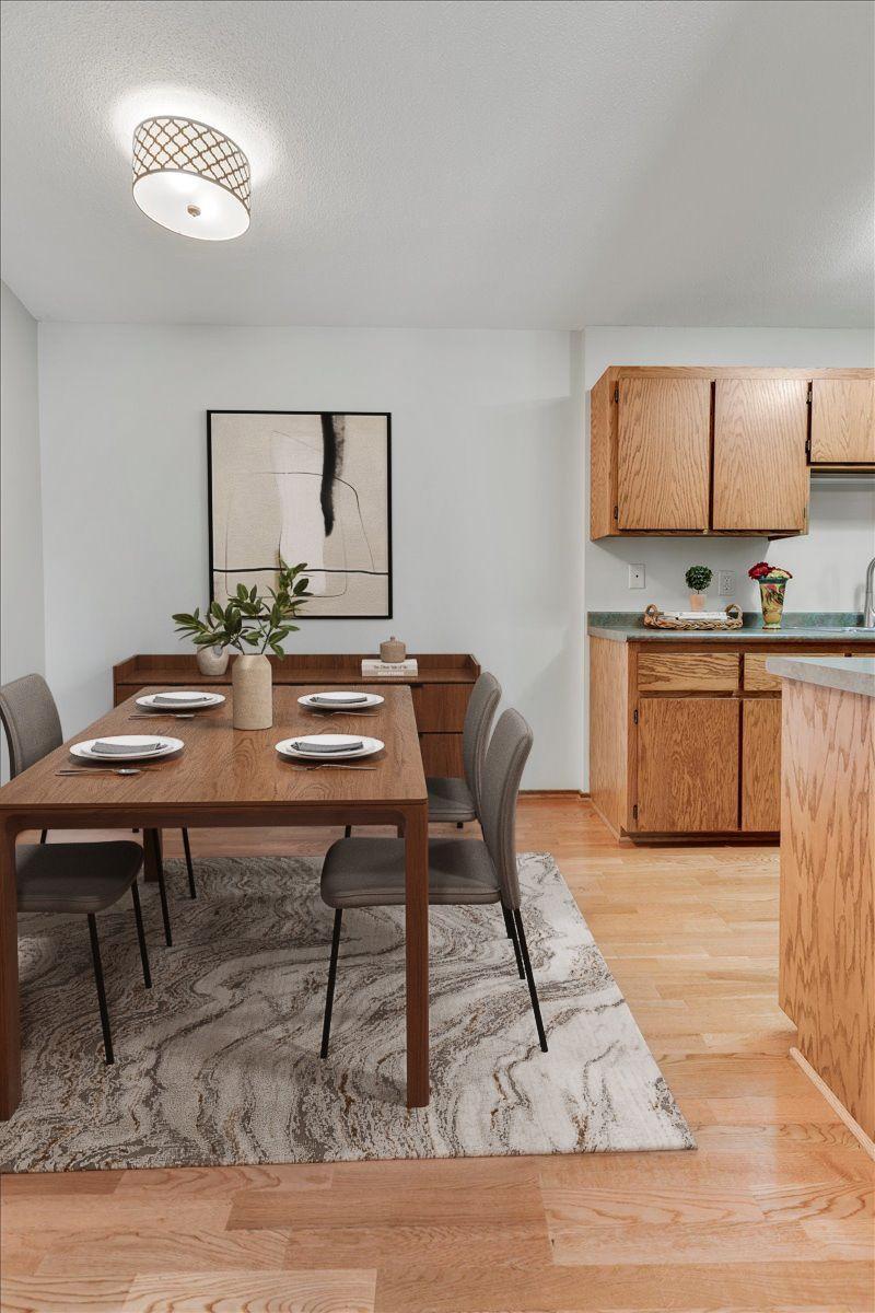 210 W Grant St #210, Minneapolis, MN 55403
