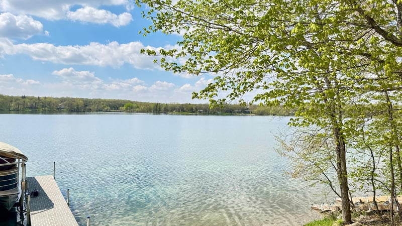 14296 E Fox Lake Rd, Detroit Lakes, MN 56501