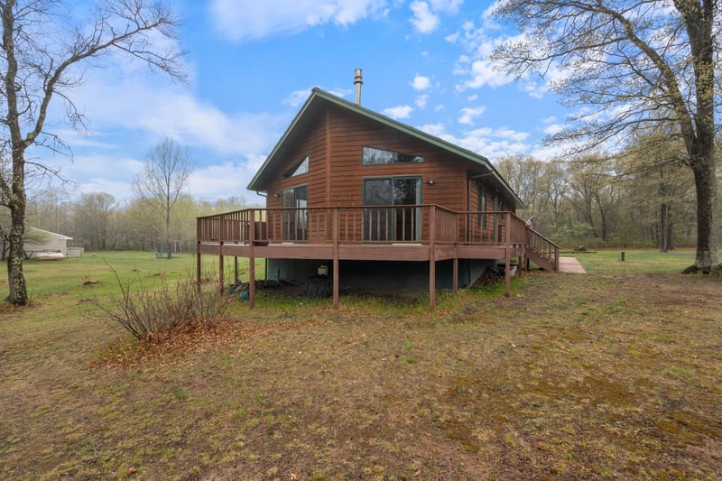 11781 Oakhill Dr, Solon Springs, WI 54873
