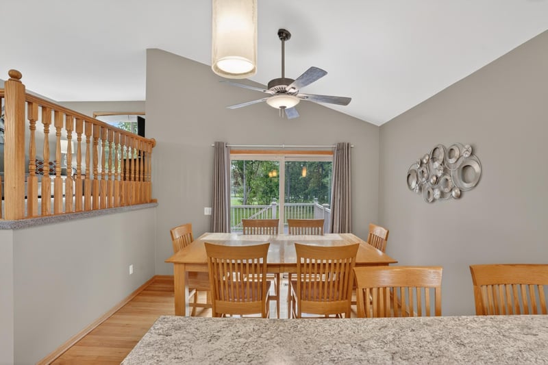 7987 Highland Dr, Lino Lakes, MN 55014