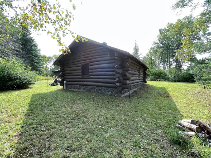 9519 Ccc Trl, Isabella, MN 55607