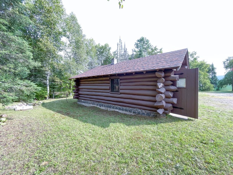 9519 Ccc Trl, Isabella, MN 55607