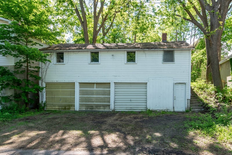 112 S 5th St, Mankato, MN 56001