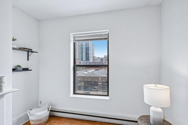 605 S 9th St #6, Minneapolis, MN 55404