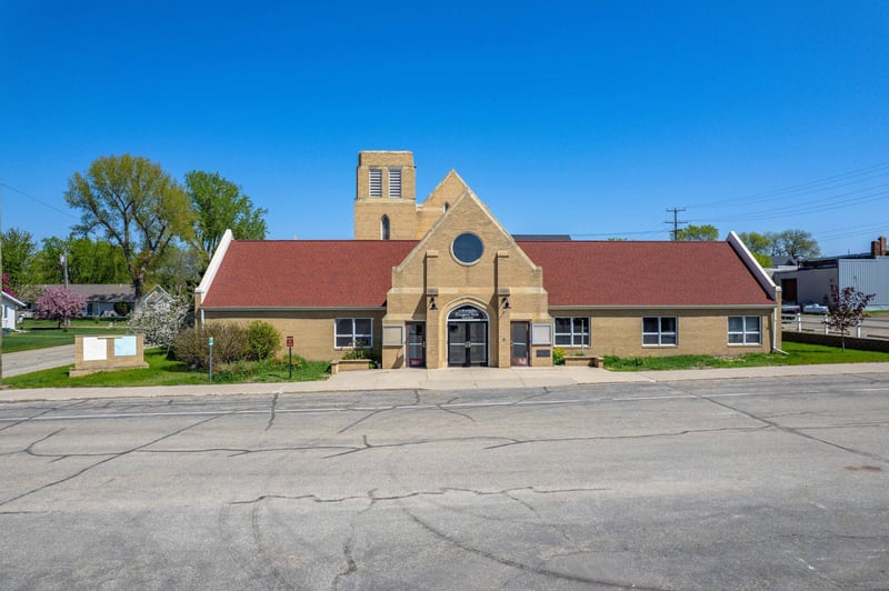 112 W Main St, Battle Lake, MN 56515