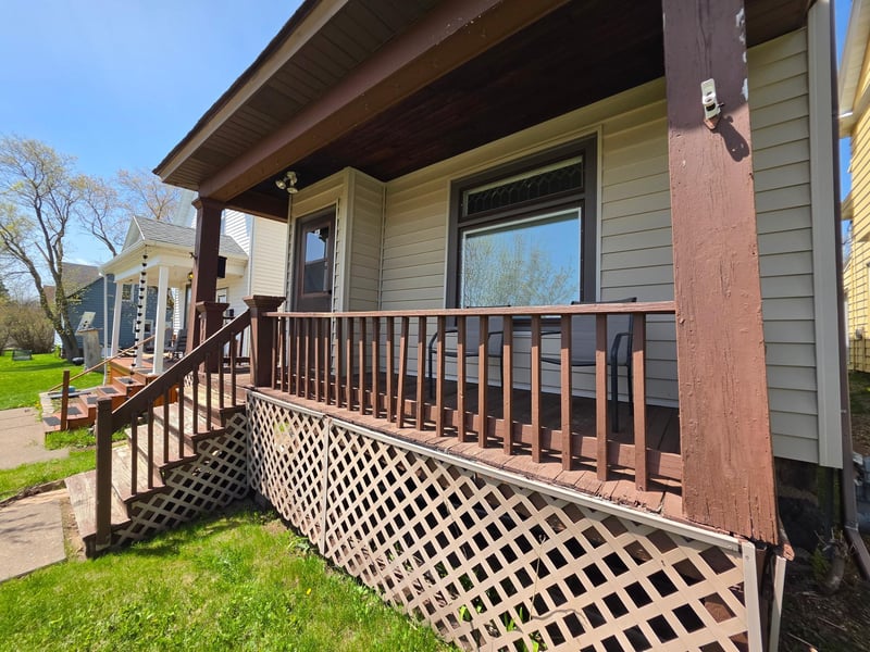 713 E 7th St, Duluth, MN 55805