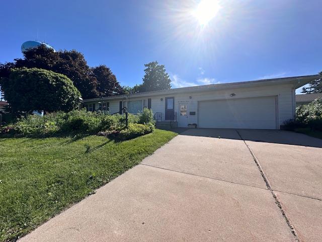 207 N Pine St, Caledonia, MN 55921