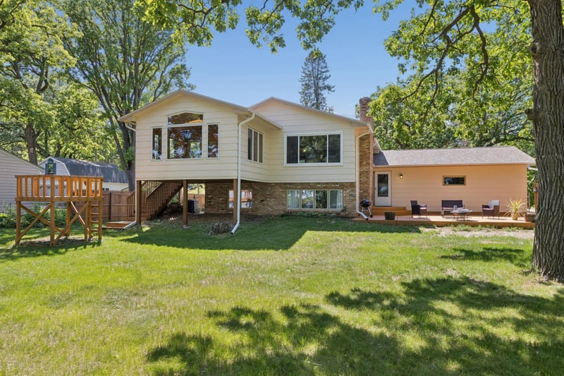 1195 Lakeshore Dr, Big Lake, MN 55309
