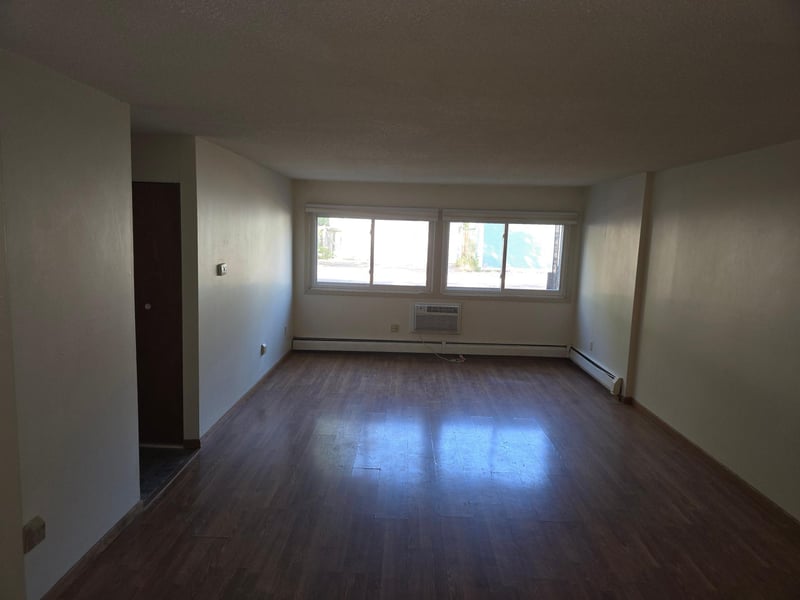 2616 Harriet Ave #105, Minneapolis, MN 55408