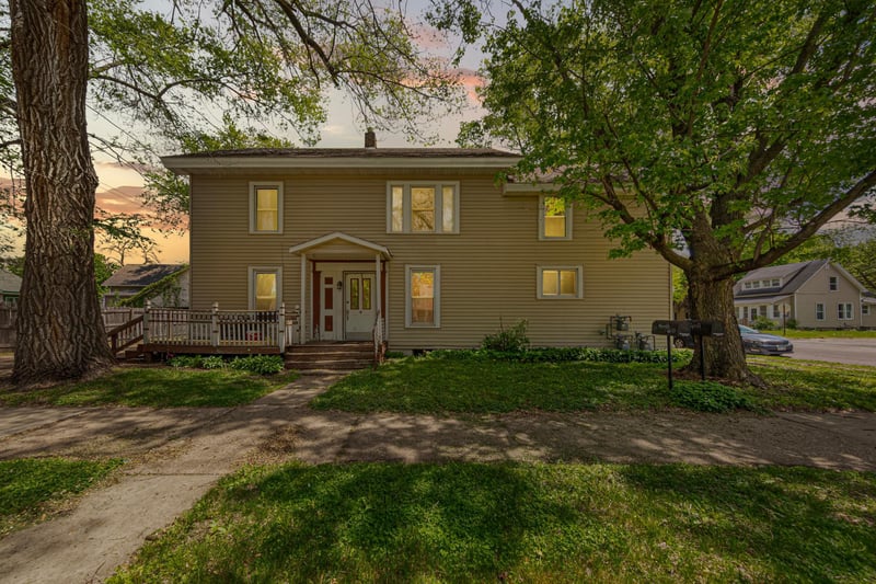 3 6th Ave NW, Faribault, MN 55021