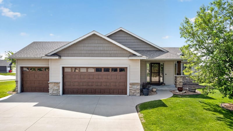4201 Dodge Ln NE, Rochester, MN 55906