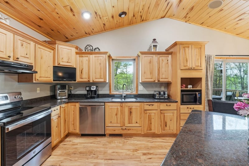 17717 Lake Allen Dr, Brainerd, MN 56401