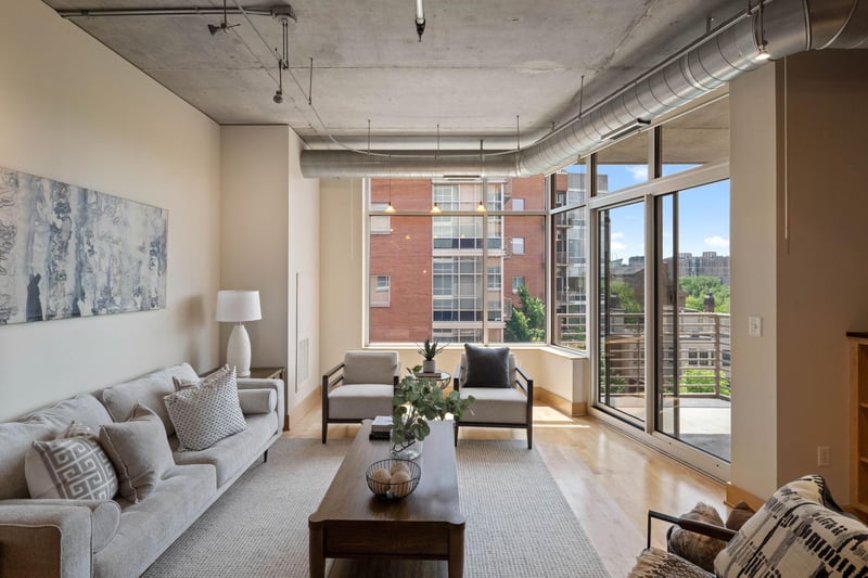150 2nd St NE #B413, Minneapolis, MN 55413