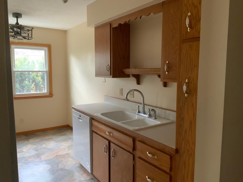 954 Miller St S, Shakopee, MN 55379