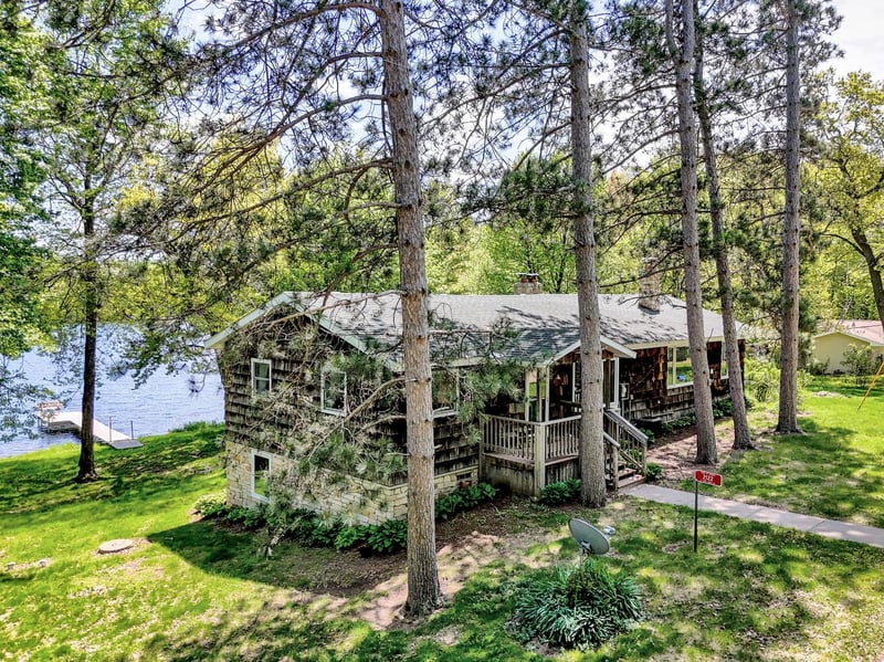 2122 N Twin Lakes St, Saint Croix Falls, WI 54024