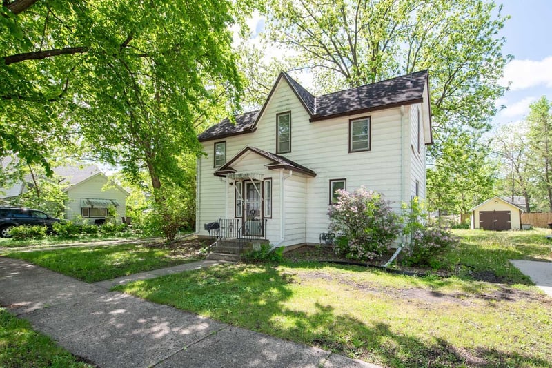 610 3rd Ave SE, Waseca, MN 56093