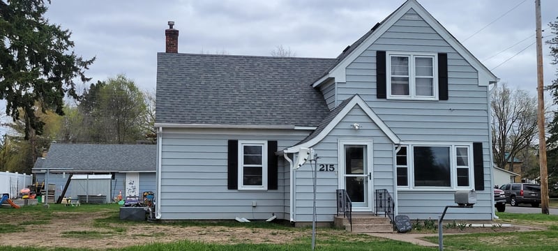 215 6th St SE, Little Falls, MN 56345