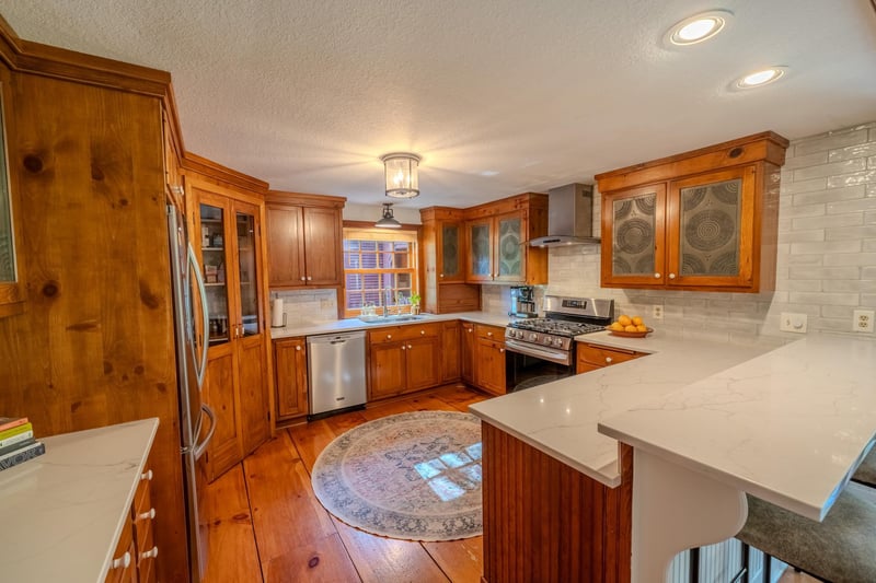 13005 55th Ave N, Plymouth, MN 55442