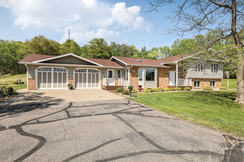 25705 County Road 2, Saint Cloud, MN 56301