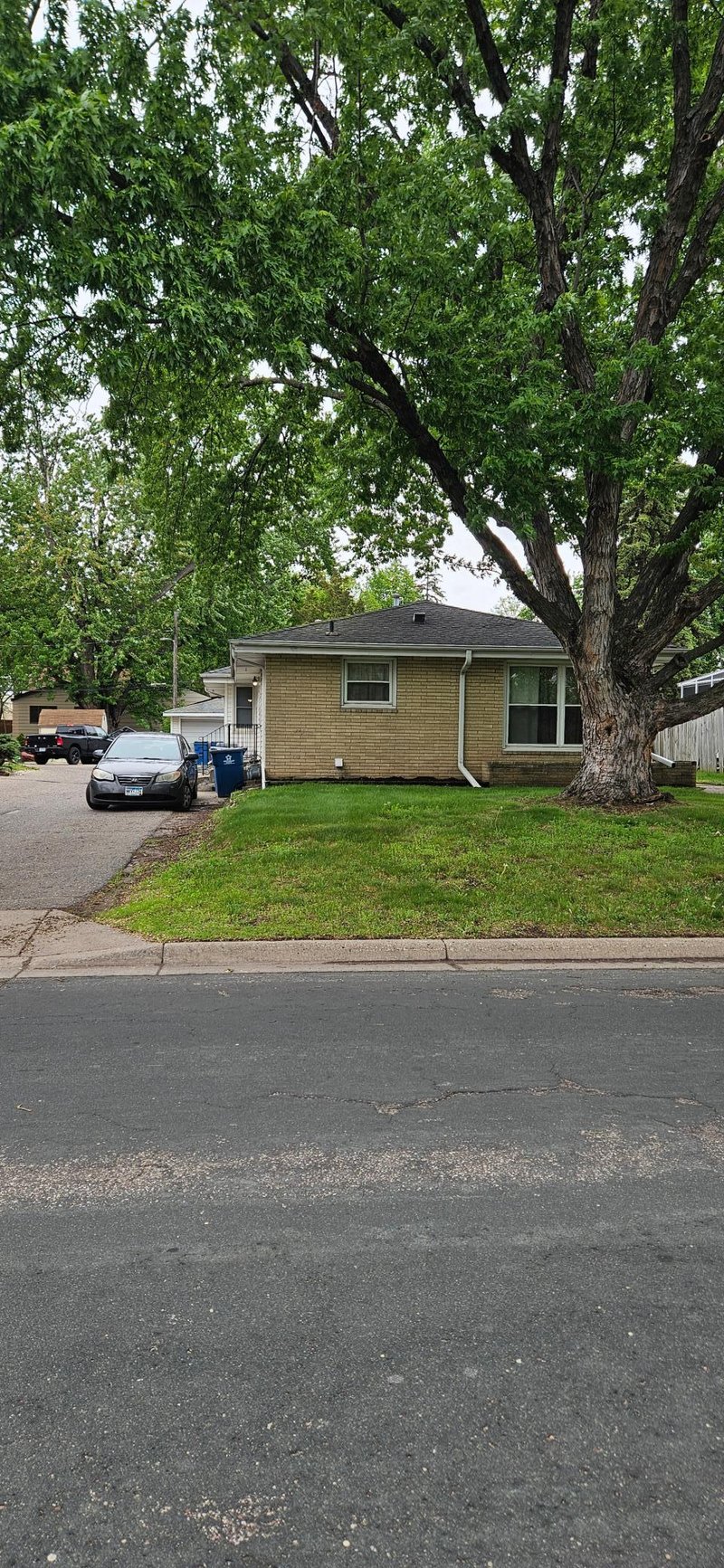 4162 Adair Ave N, Robbinsdale, MN 55422