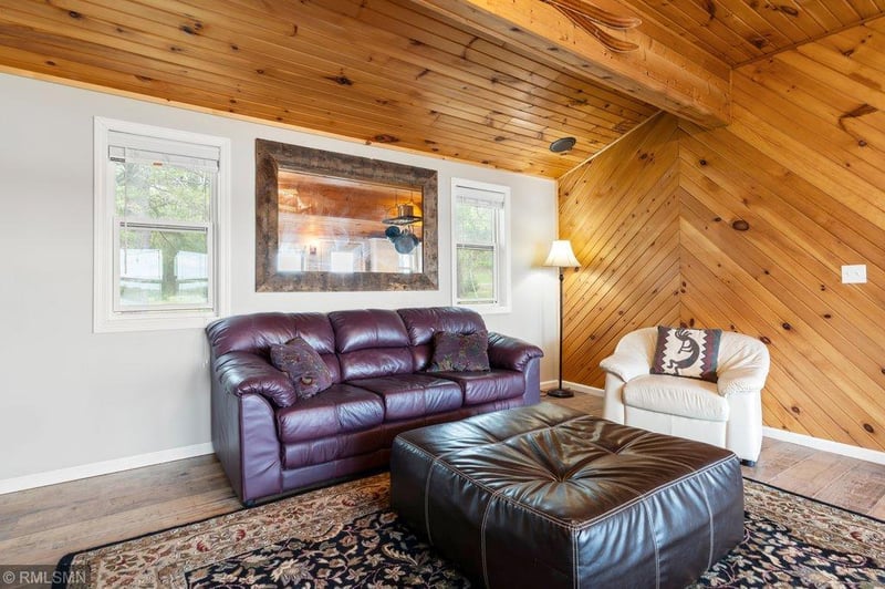 35884 Hoffman Beach Dr, Hillman, MN 56338