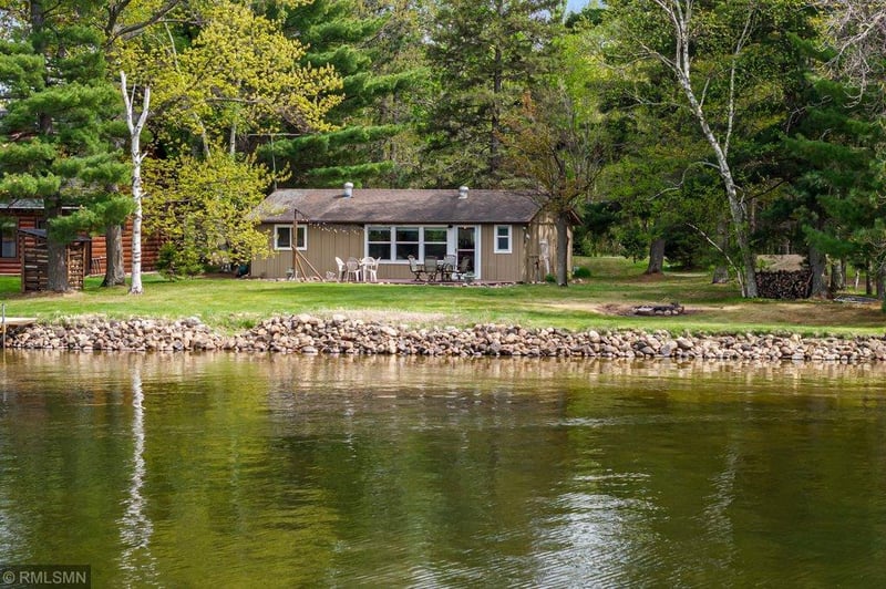 35884 Hoffman Beach Dr, Hillman, MN 56338