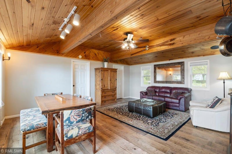 35884 Hoffman Beach Dr, Hillman, MN 56338