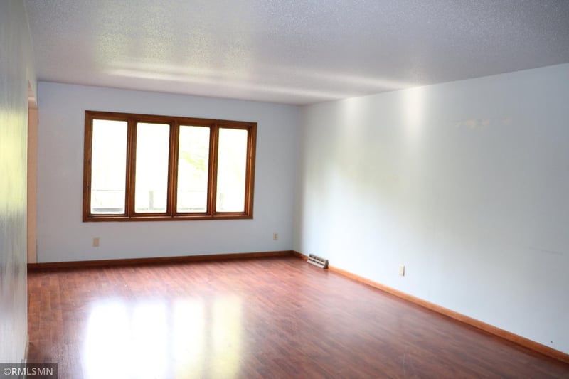 5663 W Birchview Rd, Grasston, MN 55030