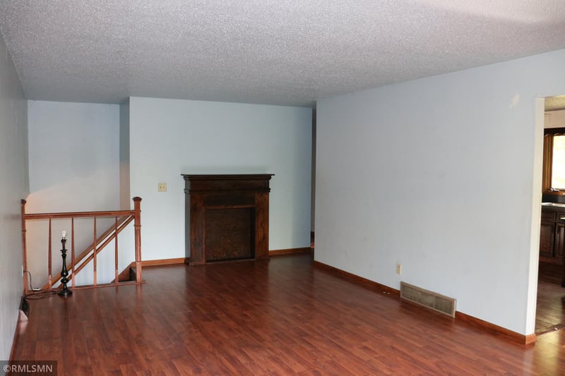 5663 W Birchview Rd, Grasston, MN 55030