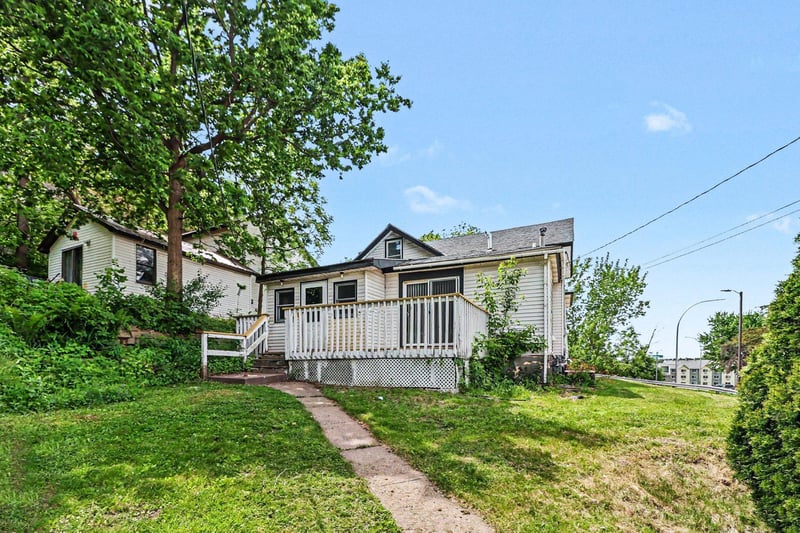 319 Buchanan St, Red Wing, MN 55066