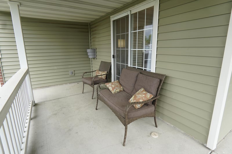 9467 Golden Eagle Ln, Monticello, MN 55362