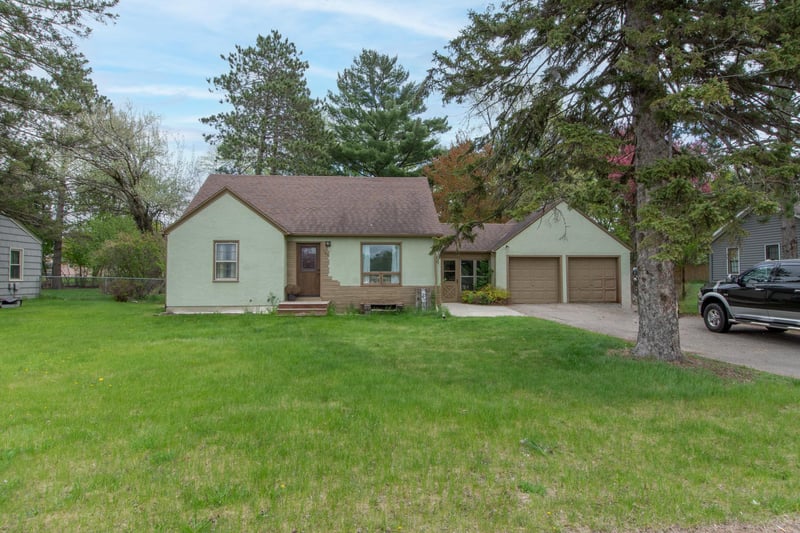 1415 S 6th St, Brainerd, MN 56401