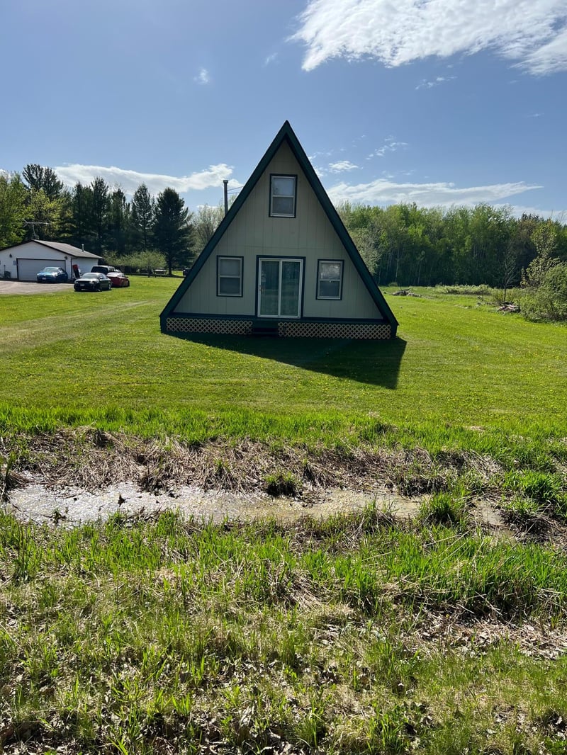 17921 Peggy Ln, Grasston, MN 55030