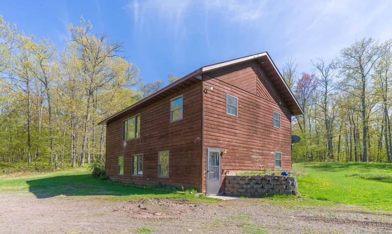 17549 295th Ave, Isle, MN 56342