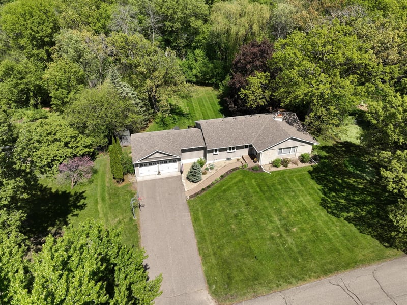 4713 Fairhills Rd W, Minnetonka, MN 55345