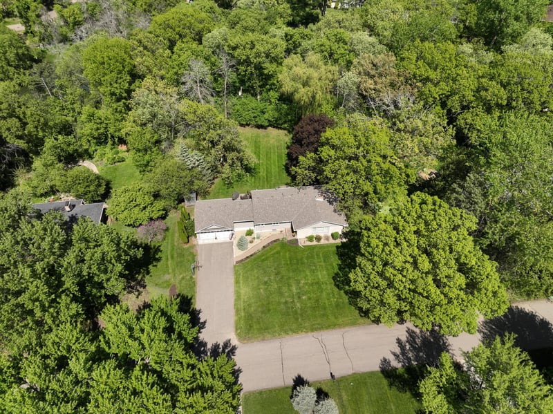 4713 Fairhills Rd W, Minnetonka, MN 55345