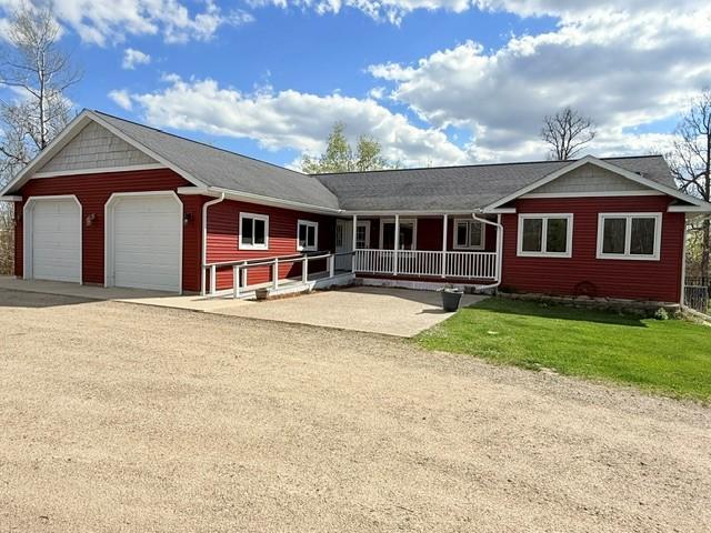 3249 Woodland Hills Dr SE, Bemidji, MN 56601
