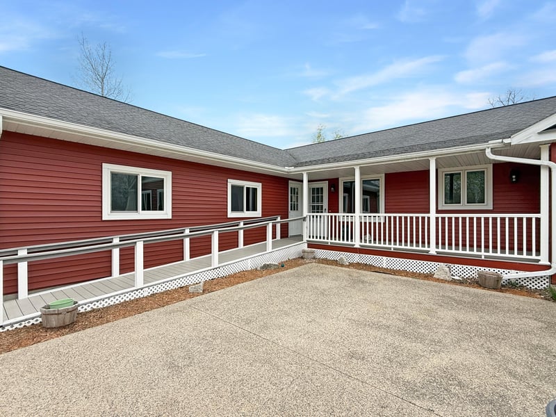 3249 Woodland Hills Dr SE, Bemidji, MN 56601
