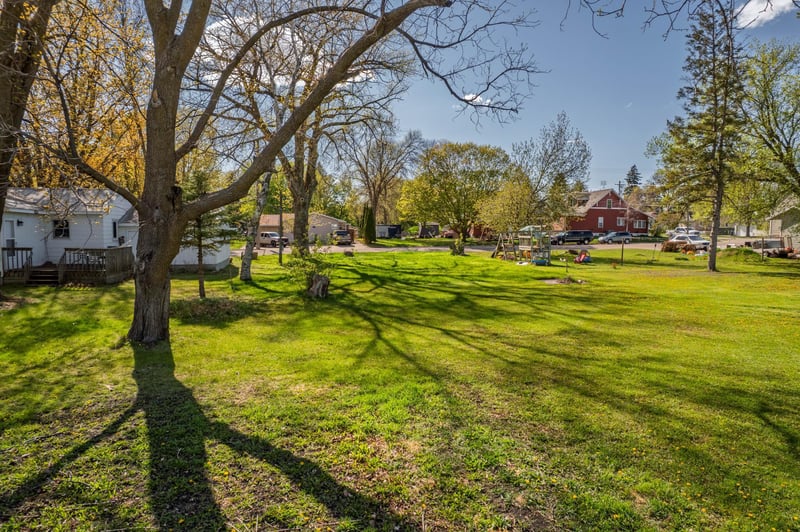507 E 2nd Ave, Osakis, MN 56360