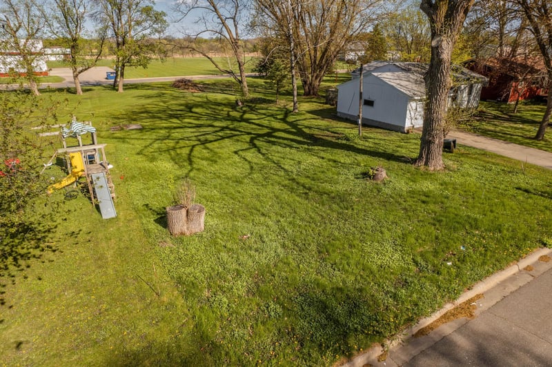507 E 2nd Ave, Osakis, MN 56360