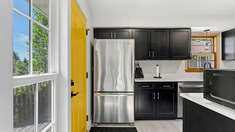 1350 Boone Ave N, Golden Valley, MN 55427