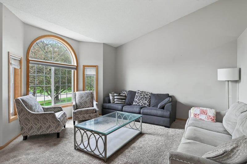 10035 Fallgold Pw N, Brooklyn Park, MN 55443