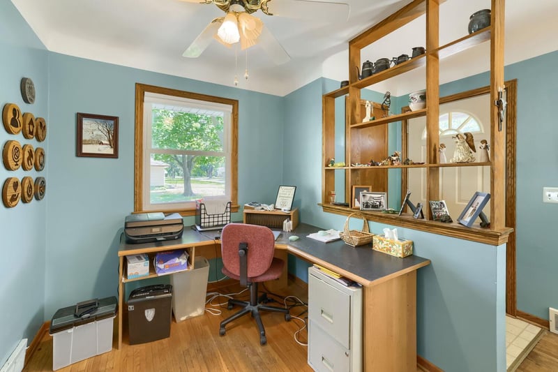 5400 Knox Ave N, Brooklyn Center, MN 55430